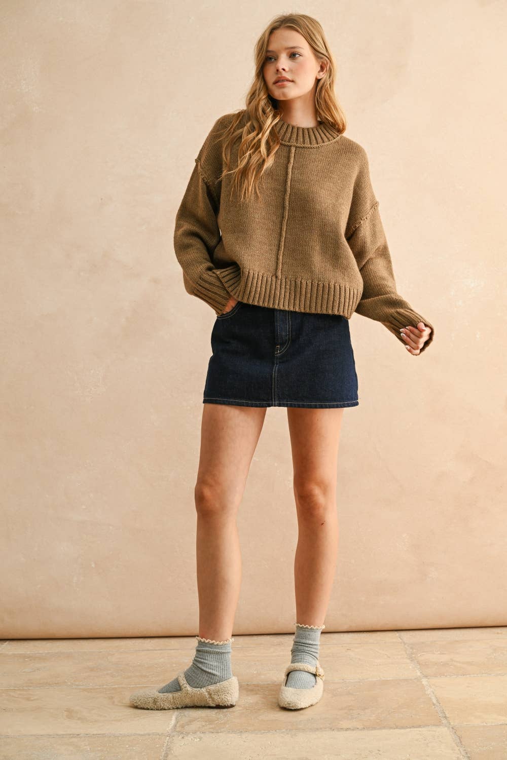 SLIT DETAIL SWEATER TOP: OATMEAL
