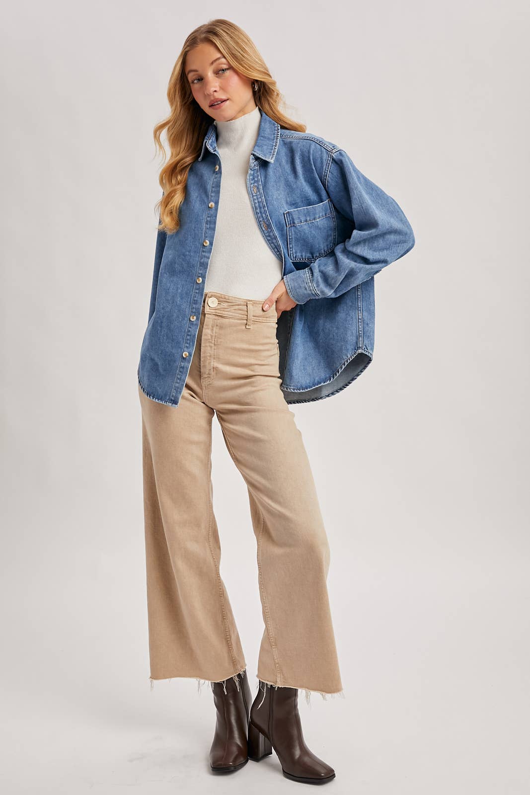 DENIM BUTTON DOWN SHIRT: LIGHT WASH