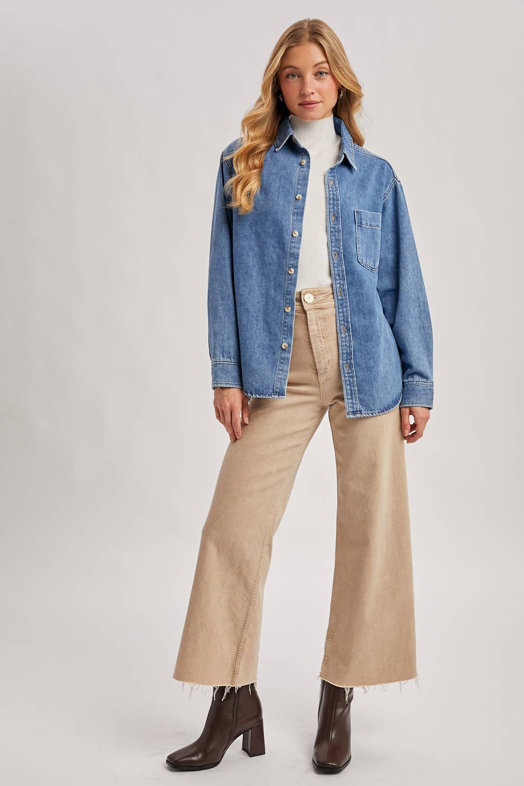 DENIM BUTTON DOWN SHIRT: LIGHT WASH