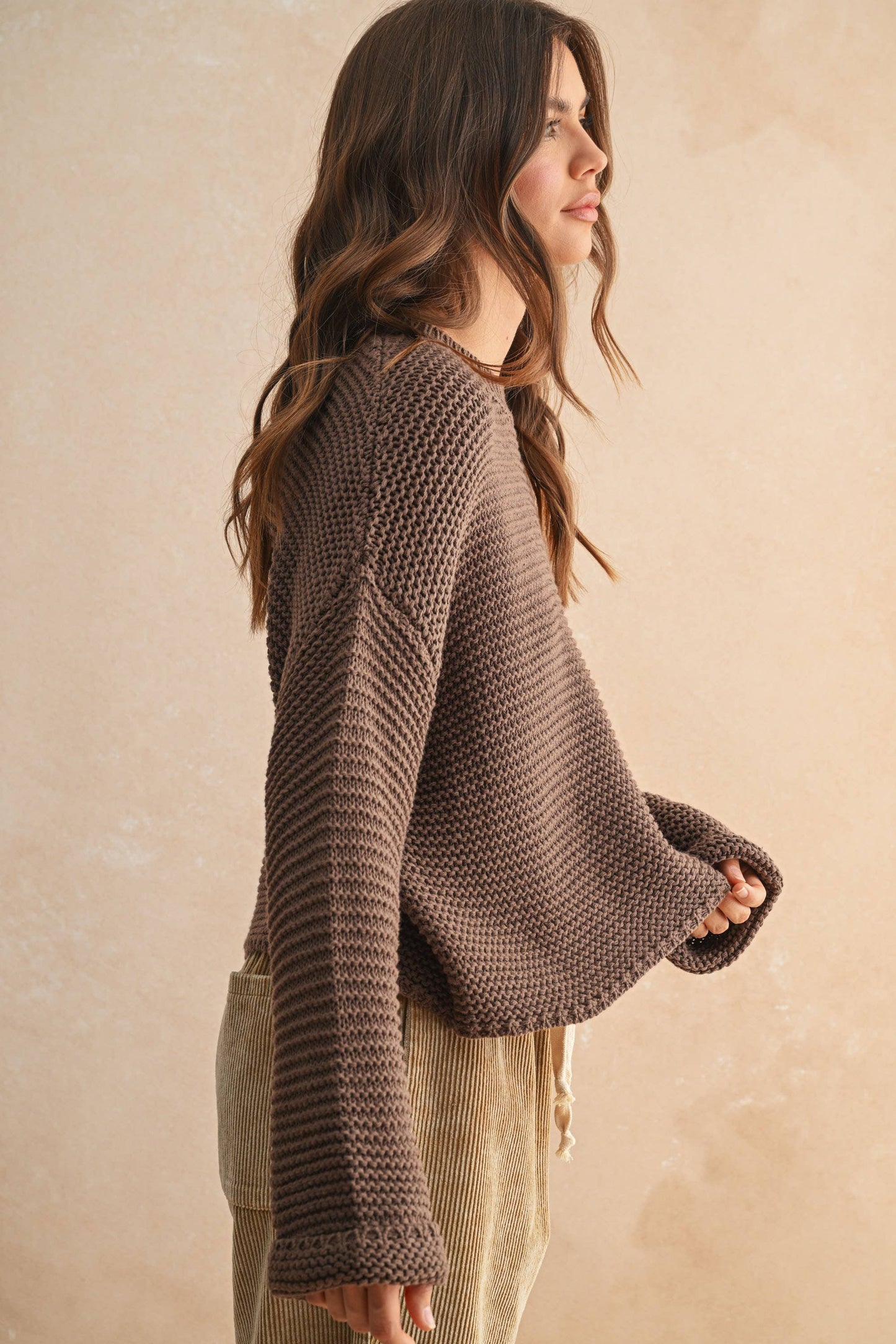ROUND NECK SWEATER KNITTED TOP: CREAM